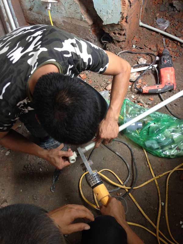 thợ sửa chữa ống nước tại nhà hà nội